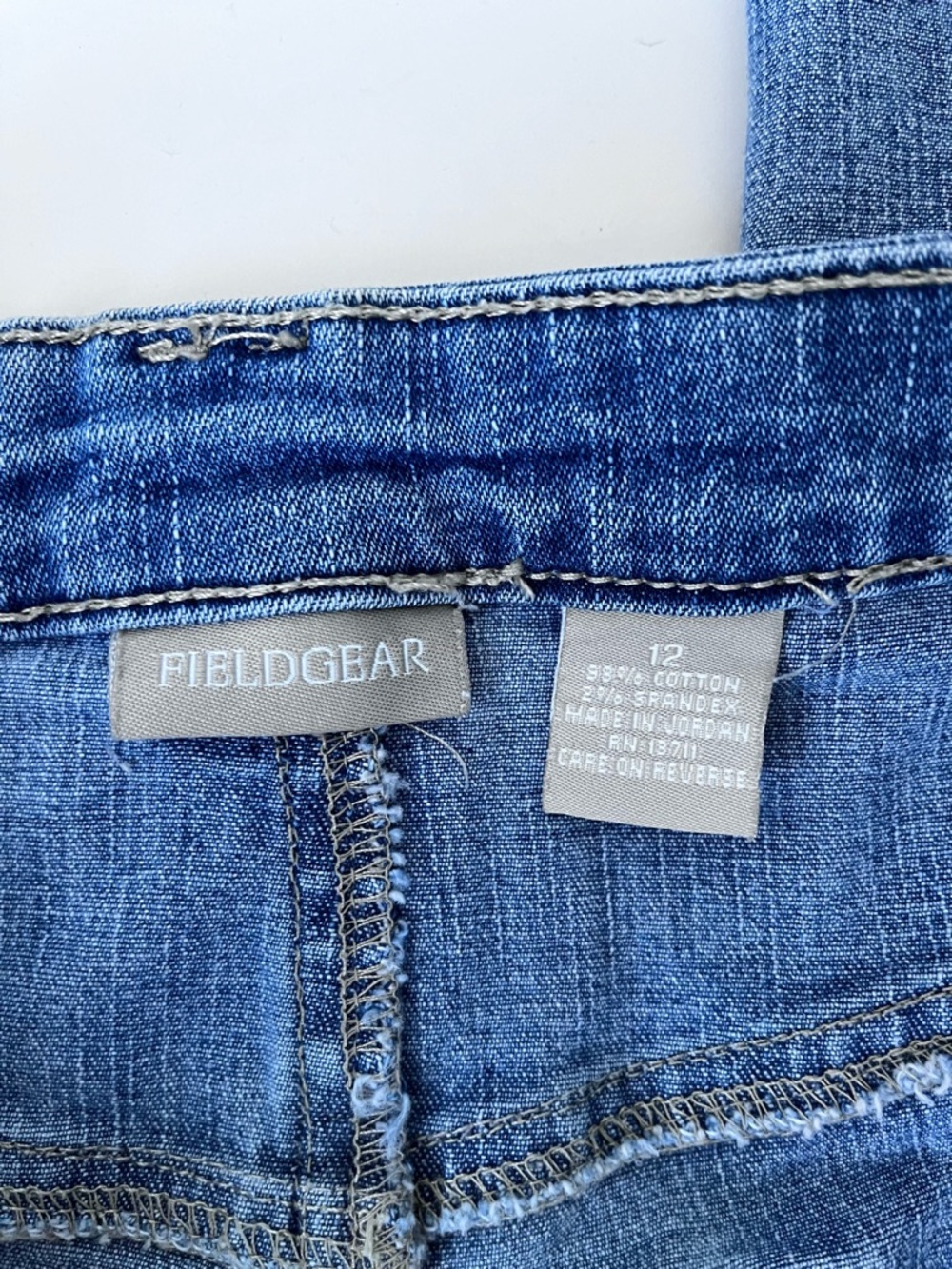 Vintage Field Gear Women’s Denim Blue Cropped Cuffed Jeans Sz 12 - Picture 8 of 10